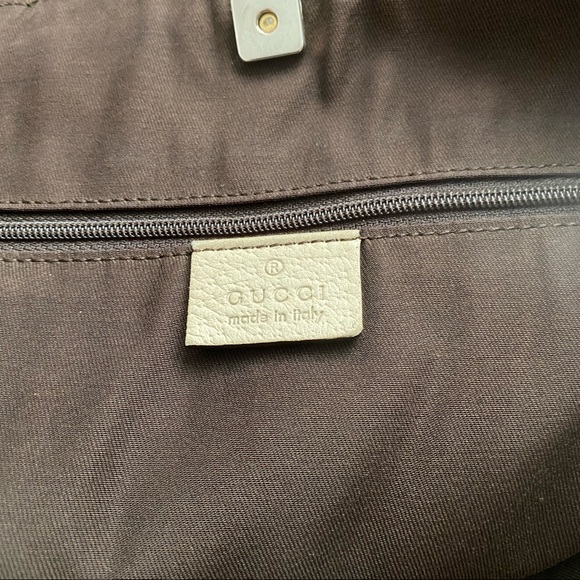 Authentic Gucci vintage Abbey bag. - Picture 14 of 16